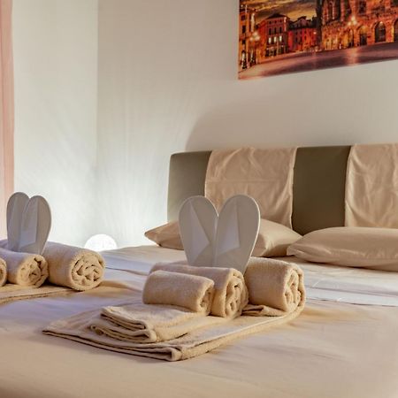 -Near Arena & Giuletta- Pet Friendly Mazzini Palace Verona Esterno foto