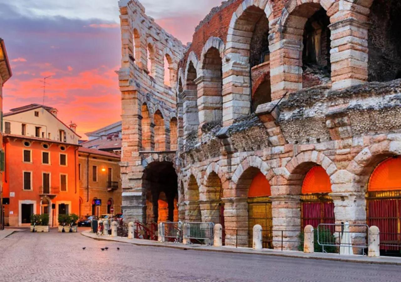 -Near Arena & Giuletta- Pet Friendly Mazzini Palace Verona Esterno foto
