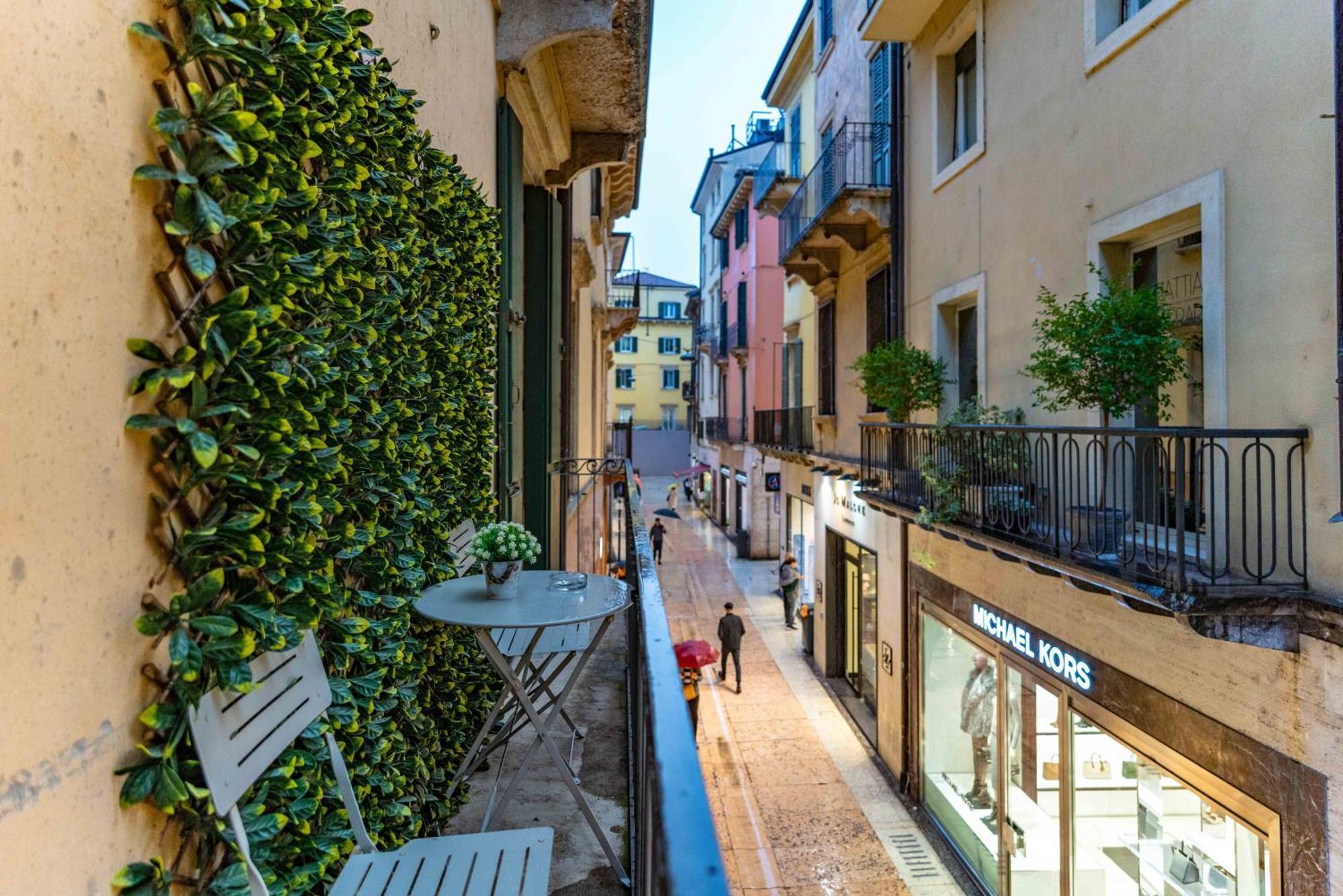 -Near Arena & Giuletta- Pet Friendly Mazzini Palace Verona Esterno foto